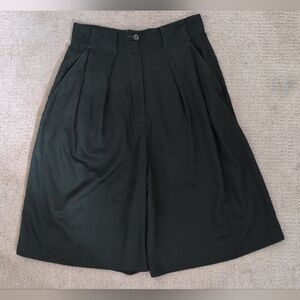 Tweeds Vintage Pleated Dark Green Tailored Dressy Bermuda Shorts